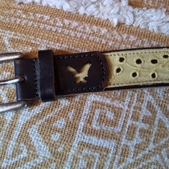 XL yellow American eagle belt - Picture 2 of 5